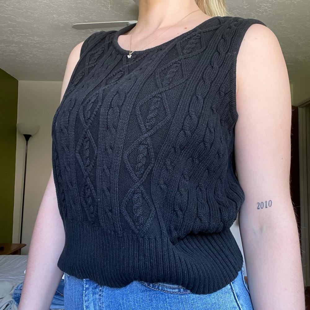 Sweater Vest